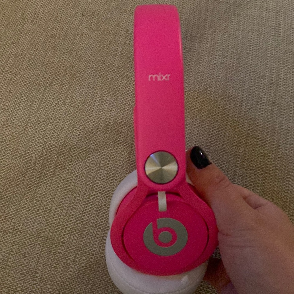 Mixr Beats by Dre